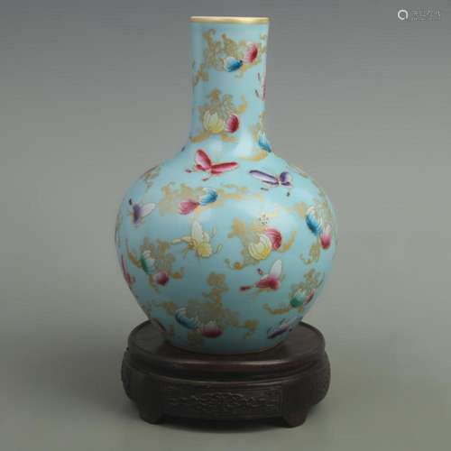 BLUE GROUND BUTTERFLY PATTERN ROUND PORCELAIN BOTTLE