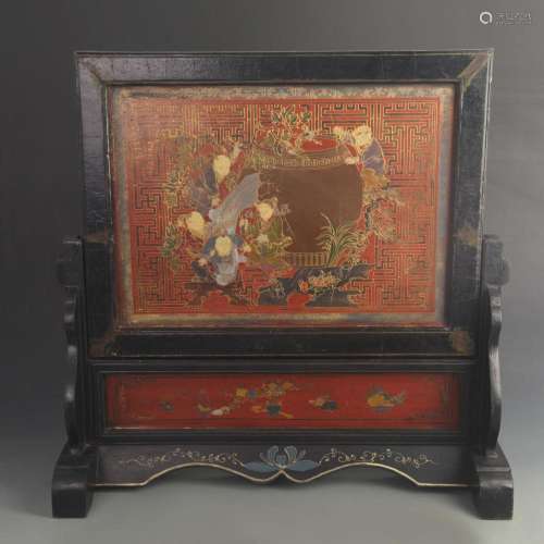 A FINE HARDWOOD FINELY PAINTED TABLE SCREEN