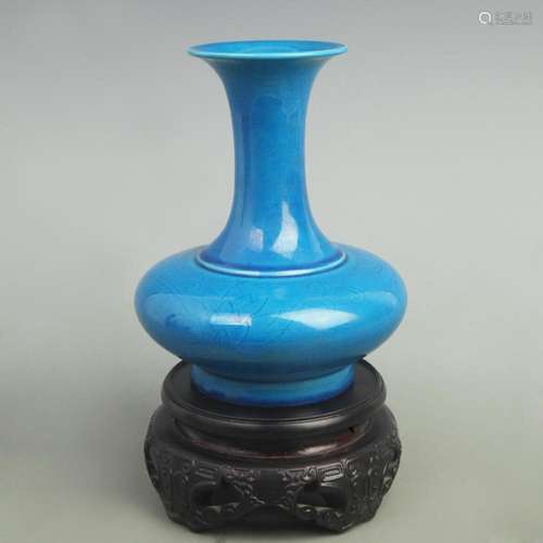 PEACOCK BLUE VASE WITH FLATTENED BELLY SHAPE PORCELAIN VASE