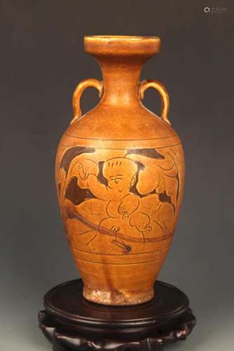 CIZHOU KILN JAR WITH COPPER RED GLAZE BOY PLAYING BOTTLE