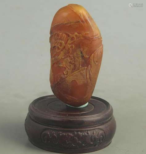 A FINELY CARVED TIAN HUANG STONE SEAL