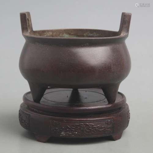 A FINE THREE FOOT BRONZE CENSER