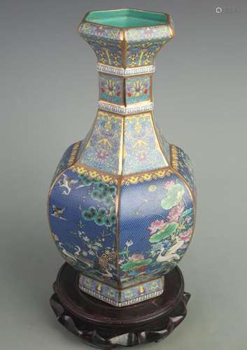 A FINE BLUE GLAZED SIX-SIDED PORCELAIN VASE