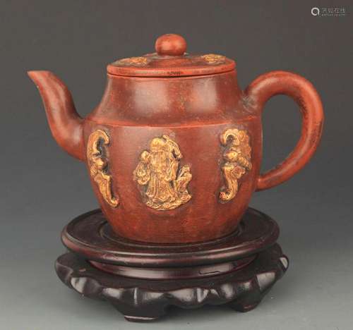 A FINE ZI SHA AND GILT TEA POT