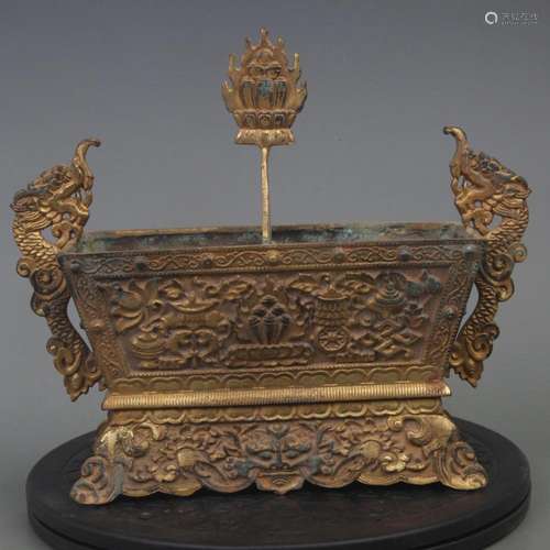 A FINE GILT BRONZE DRAGON HANDLE CENSER