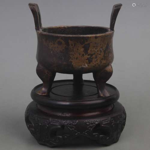 A FINE XUAN DE STYLE THREE FOOT BRONZE CENSER