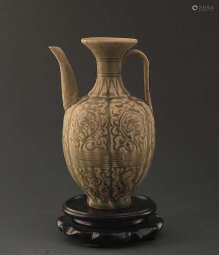 A LONG QUAN KILN FLOWER CARVING EWER