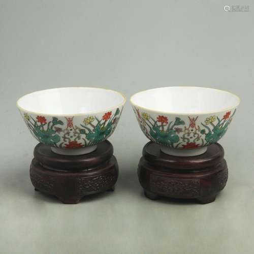 PAIR OF FAMILLE ROSE PORCELAIN BOWL