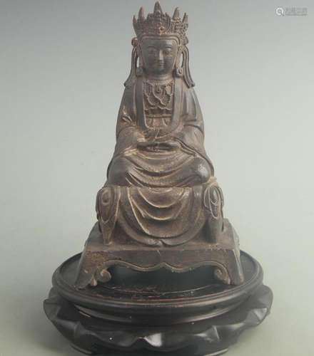 A FINE GILT BRONZE GILT AND GOLD-PLATED SEATED STATUE GUAN Y...