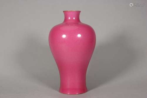 Carmine glaze plum vase