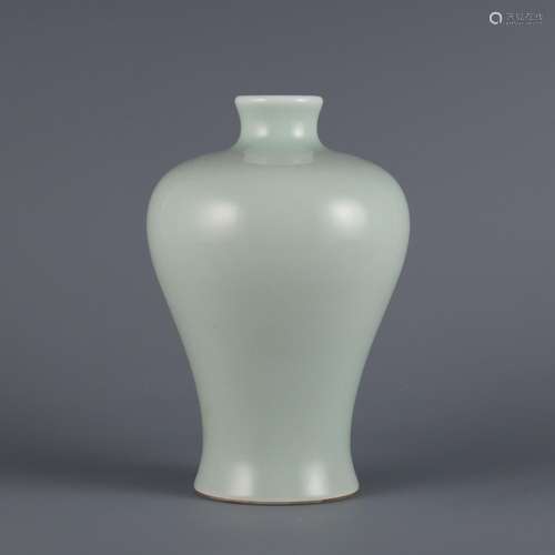 Celadon-glazed plum vase