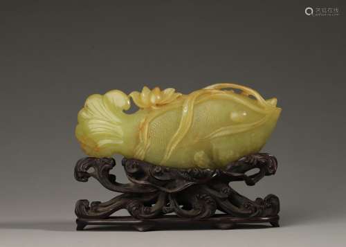 A jade fish ornament,Qing Dynasty,China