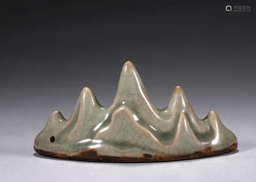 A Longquan kiln porcelain brush stand,Song Dynasty,China
