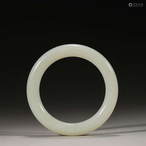 A Chinese jade bracelet