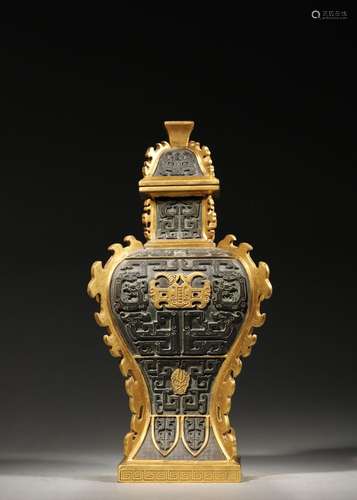 A taotie patterned gilding copper zun,Qing Dynasty,China