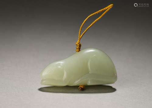 A jade beast ornament,Qing Dynasty,China