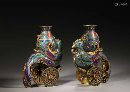 A pair of cloisonne phoenix bird ornaments,Qing Dynasty,Chin...