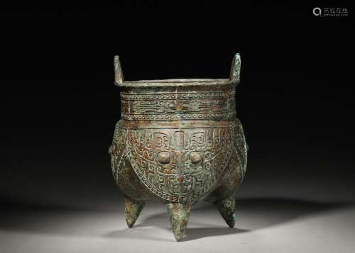 A taotie patterned bronze pot,Han Dynasty,China