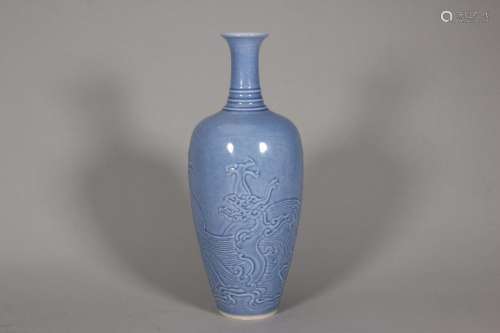 A blue glaze seawater and dragon porcelain zun,Qing Dynasty,...