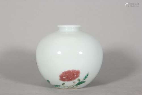 A multicolored flower porcelain apple shaped zun,Qing Dynast...