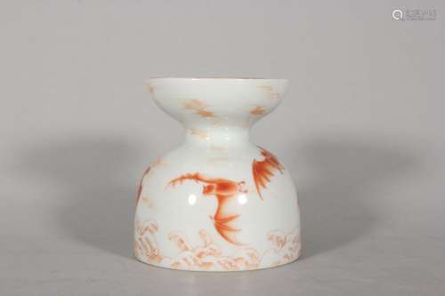 An iron red bat porcelain pot,Qing Dynasty,China