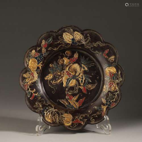 A pomegranate patterned gilt lacquer plate,Qing Dynasty,Chin...