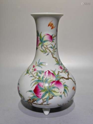 Pastel longevity peach three-legged jade pot spring vase