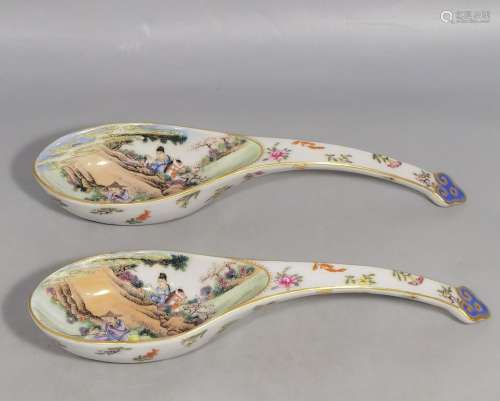 Rui Mansion retreat systemA pair of pastel flower spoons