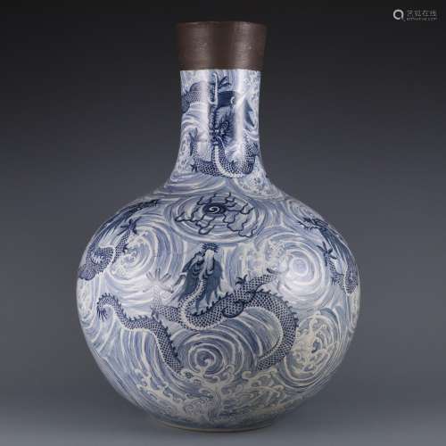 Blue and white sea water swirl and five dragon pattern celes...