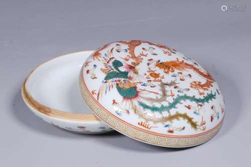 Pastel powder box with dragon and phoenix pattern