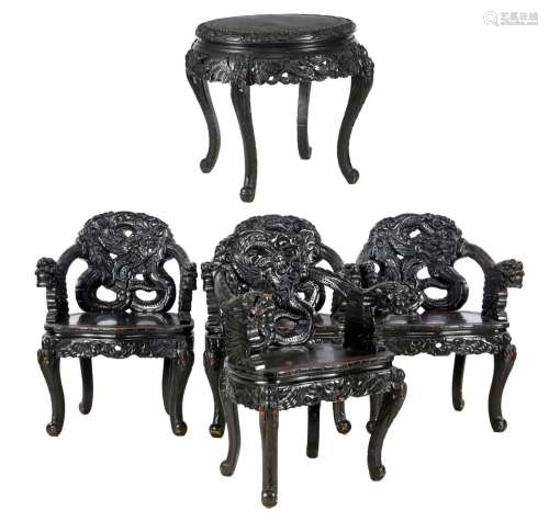 Table with 4 armchairs