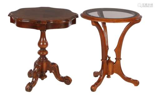 2 side tables