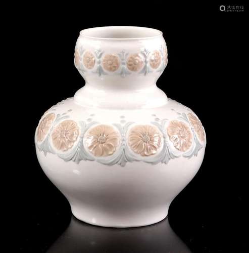 Porcelain Lladro vase