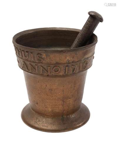 Bronze mortar with pestle