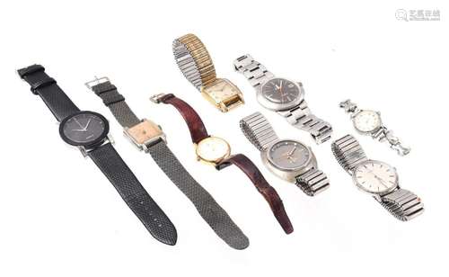 Lot consisting of 8 watches