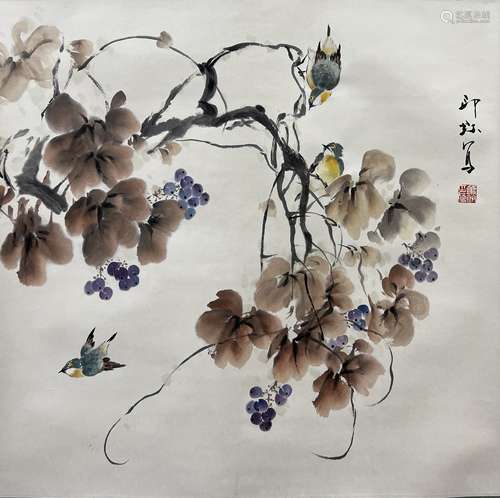 萧朗（1917-2010） 葡萄小鸟 立轴 纸本