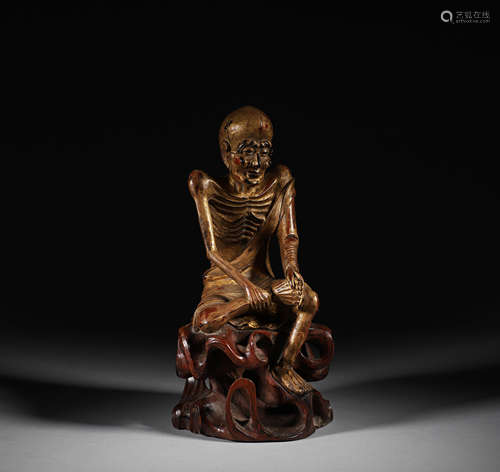 In the Qing Dynasty, wooden, lacquer and gold Arhat statues