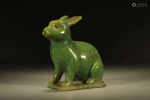 绿釉绞胎兔形摆件