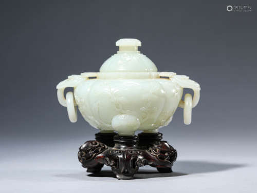 A Jade Lingzhi Double-Eared Censer