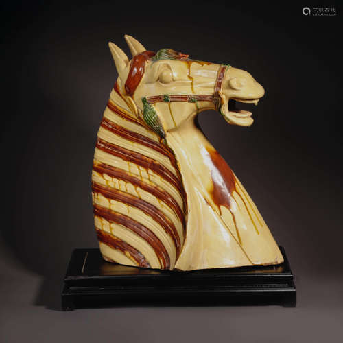 Tricolor Horse Head Ornament Before Ming Dynasty