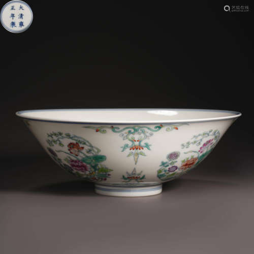 Qing Yongzheng Doucai Flower Bowl