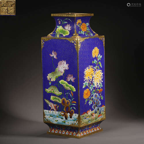 Cloisonne flower square bottle made in Qianlong period