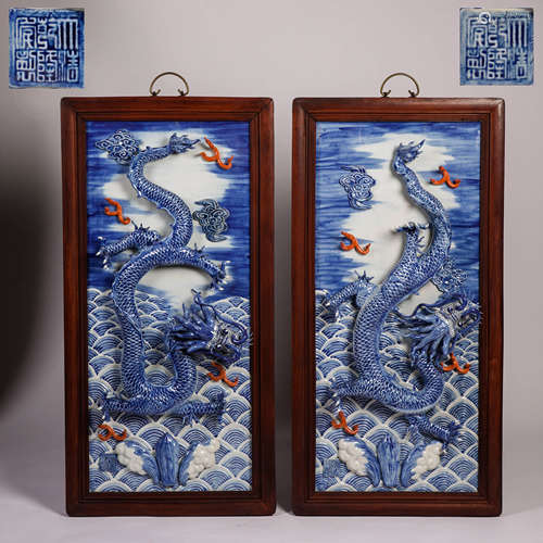 Blue and white high relief dragon pattern hanging screen