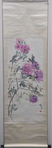 A Chinese painting scroll of flower, Signature & seal mark o...