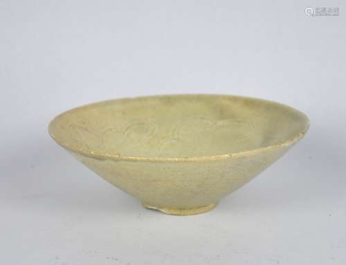 An early Chinese Hutian kiln celadon glazed bowl, Southern S...