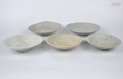 Five Chinese early stoneware dishes, Song/Yuan dynasty