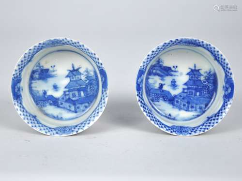 A pair of Chinese blue & white tea cups, Qianlong period