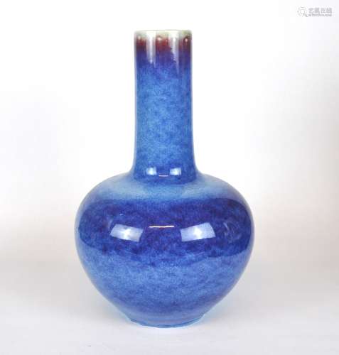 A Chinese blue flambe Tianqiuping vase, late 19th C.,