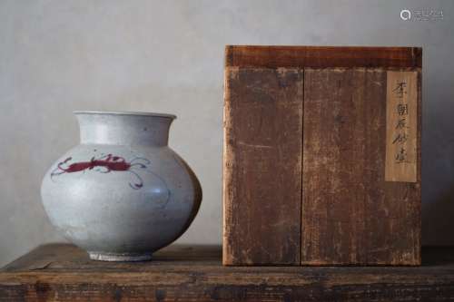 18-19世纪 李朝时代辰砂草虫纹提灯壶