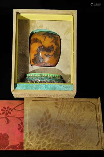 旧藏珍品布盒装乌鸦皮寿山石印章山水人物图